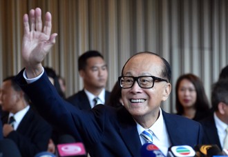 李嘉誠心痛！香港房市恐爆「泡沫」 價格崩逾3成慘況曝