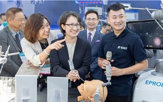 臺灣醫療迎接新潮流 蕭美琴：打造「護體神山」 