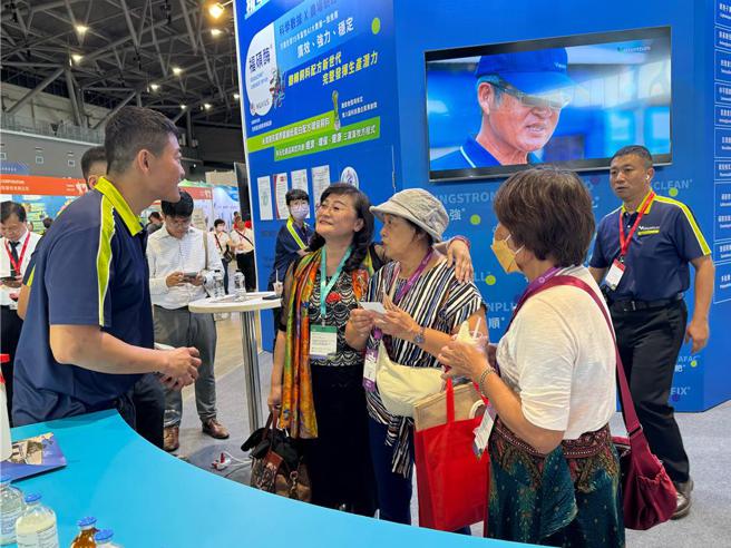 2024亞太區農業技術展覽在台南舉行毛小孩健康食品吸睛。圖／主辦單位提供