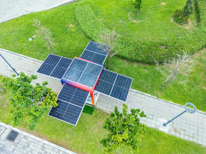 6月22日大武崙绿能市集当天採全绿能供电，回馈青农摊商不需电费（图片来源：台南市经发局提供）