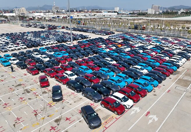 中國大陸電動車挾帶創新及生產成本優勢，已捲起國際市場上的強風。圖／新華社