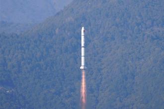 國防部罕見預告！大陸明晨發射衛星火箭    飛越我防空識別區