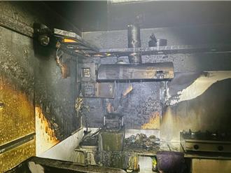 身陷食安風波調查中   澎湖知名「海口峰」粥師傅廚房突竄火