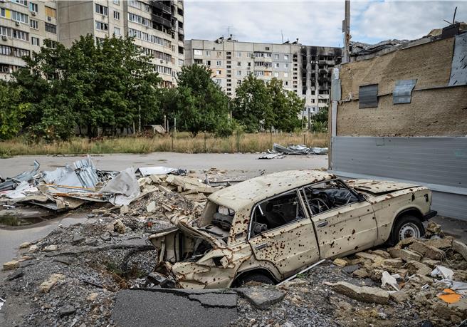 五角大廈發言人賴德20日告訴記者，雖然政策沒有改變，但烏克蘭對俄軍使用武器，並不侷限於俄羅斯一側的哈爾科夫附近。圖為烏克蘭哈爾科夫戰況。（路透社）