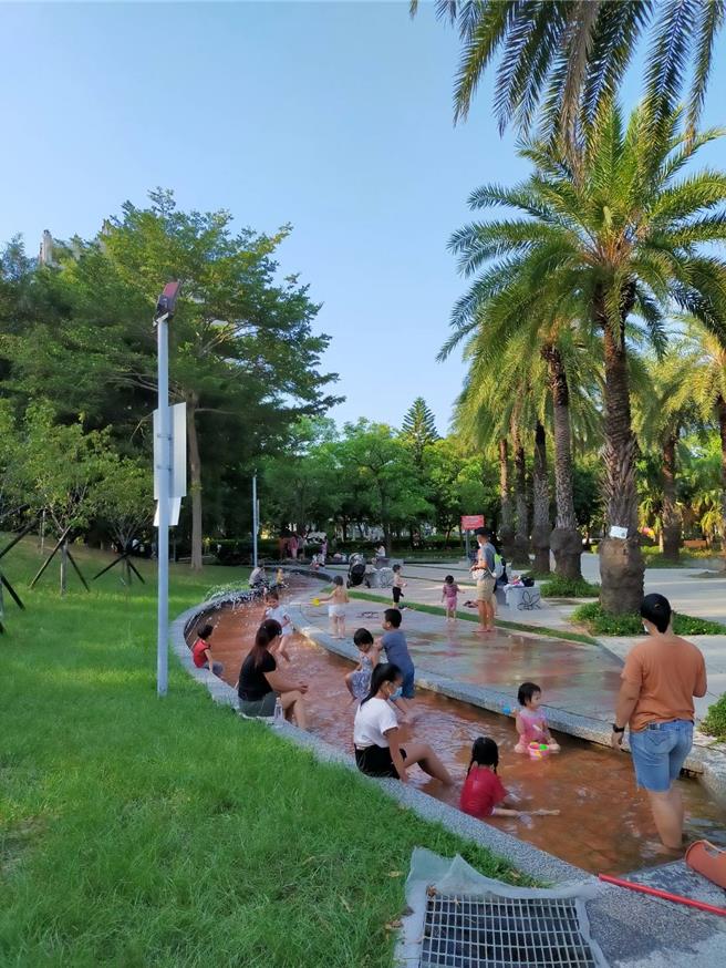 頭份市運動公園水漾步道即將在6月28日下周5正式開放。（頭份市公所提供／謝明俊苗栗傳真）