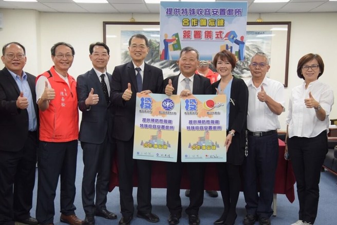 暨南大學今年與南投縣政府正式簽署「特殊收容安置處所」的建置，將具體扮演「全社會防衛韌性」的一環。（照片／暨南大學提供）