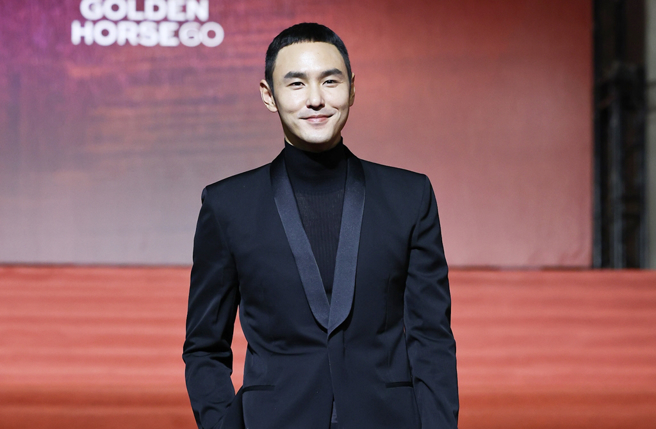 阮经天先前为了照顾妈妈，推掉许多工作。（图／中时资料照）