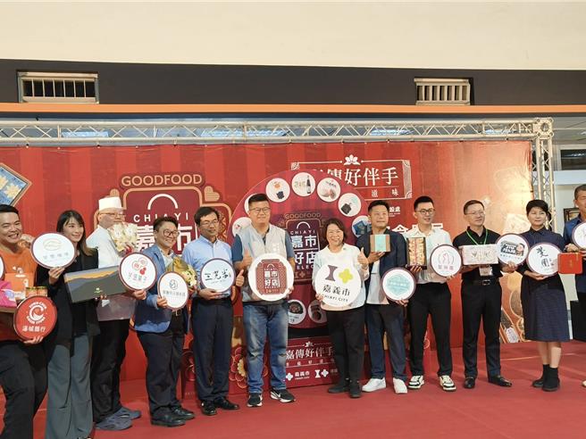 嘉义市长黄敏惠率15家业者将参加2024台北国际食品展。（廖素慧摄）