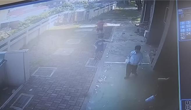 家长控诉孩子就读永康某国小遭丢砖头受伤，校方与教育局今天都做出回应。（摘自脸书爆料公社／曹婷婷台南传真）