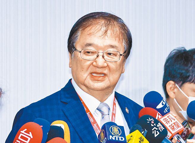 卫福部长邱泰源20日出席第23届国际急诊医学会议。（罗永铭摄）