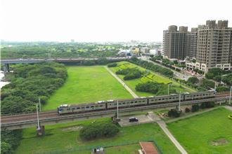 頭前溪高灘地8.1公頃 球場、自行車道搶先設置