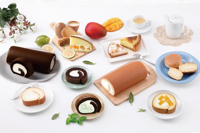 「生乳卷吃到饱2.0」，每人399元可畅享生乳卷、切片蛋糕等超过20款甜点吃到饱，并含1杯100元以下饮品任选。(亚尼克提供)