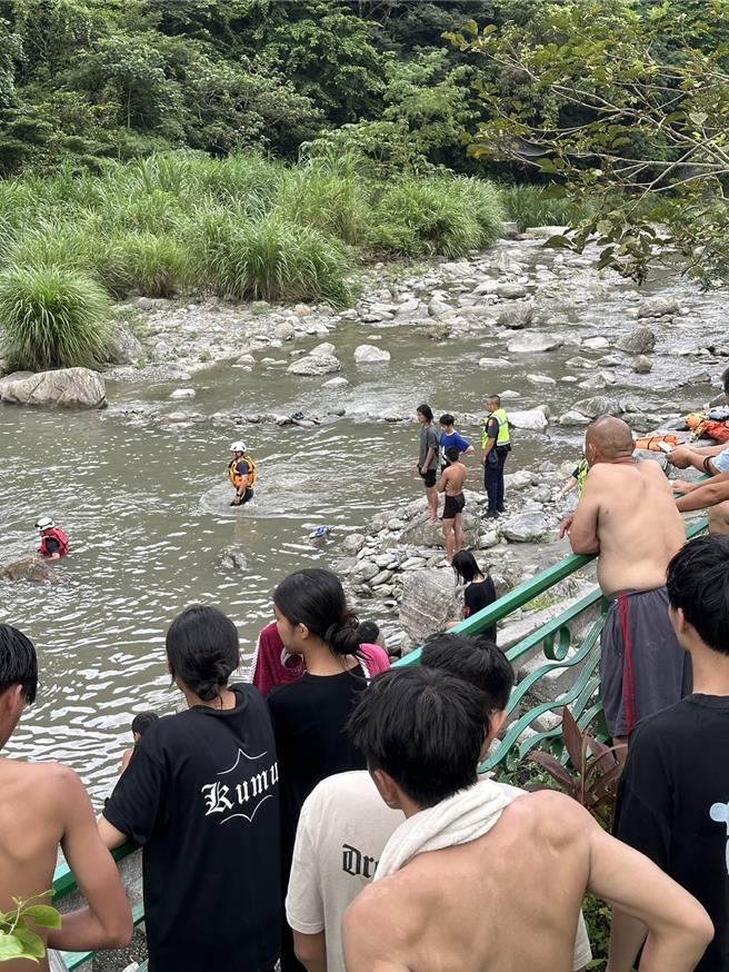 李姓高中生溪边戏水在拦沙坝失踪，发显已无生命迹象。（民眾提供）