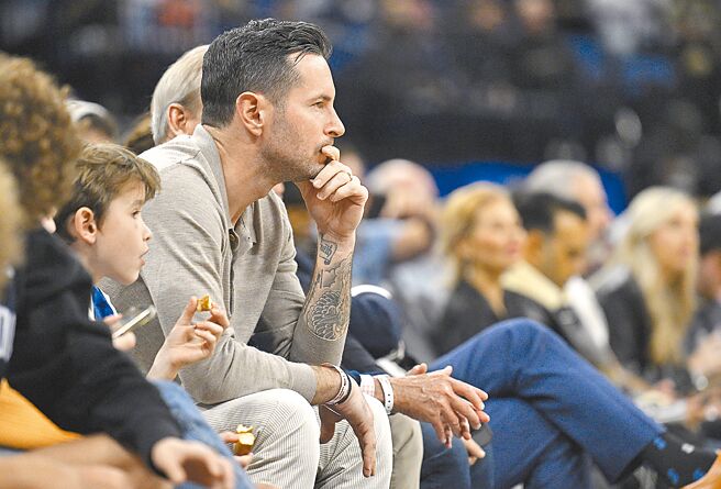 湖人宣布聘請無執教經驗的前NBA球員雷迪克擔任總教練。（美聯社）