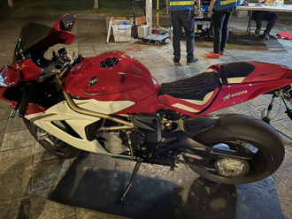 全台僅4輛！市價百萬奧古斯塔大型重機 噪音超標9分貝慘了