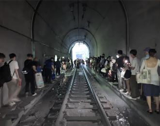 時隔三年新自強號再於清水隧道出軌 太魯閣的眼淚發聲了