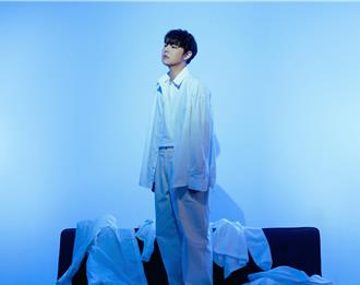 戀愛腦男歌手遭下禁愛令　靠「這3招」剷肉10公斤