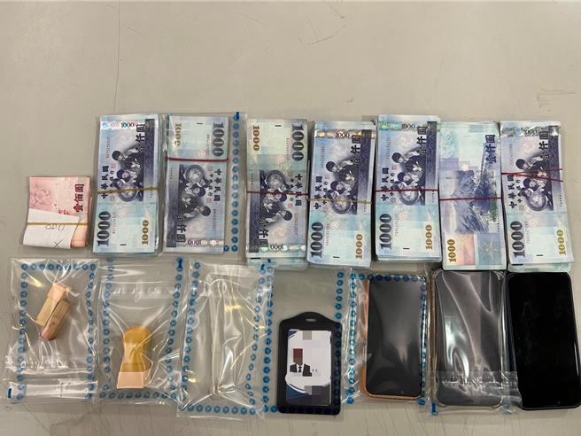 警方展示犯罪证物照。（三重警分局／张铠乙新北传真）