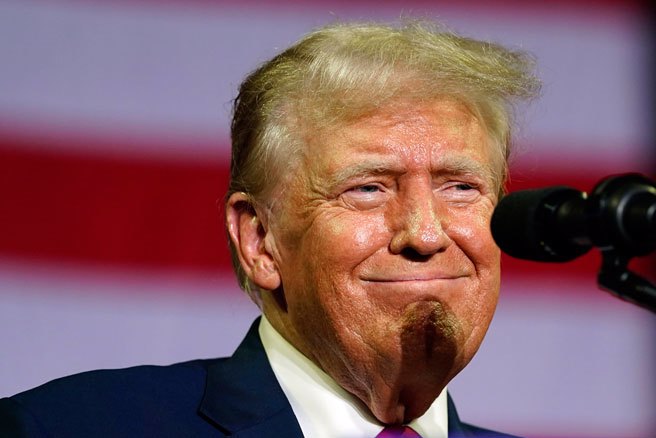 美国前总统川普说，他已选定副总统候选人，但尚未将决定告诉竞选该职的共和党人。（美联社）