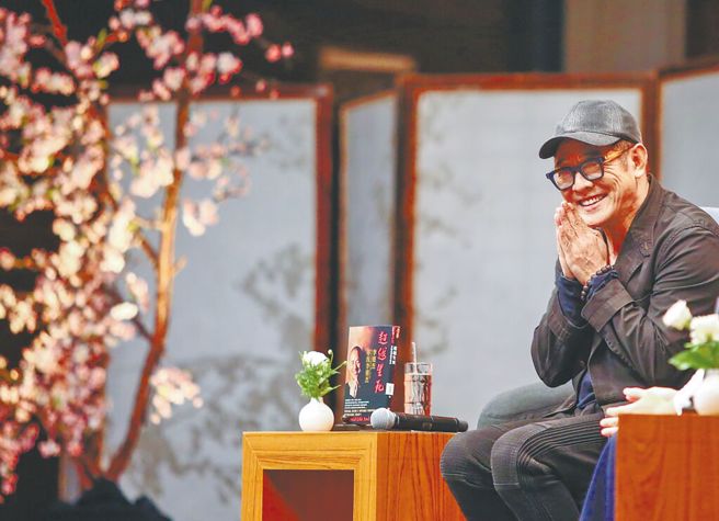 李連杰去年底來台宣傳新書，一出場就幽默自嘲：「我還沒死」。（圖／中時資料照）