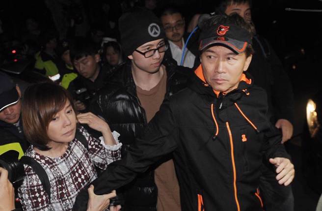 孫鵬及狄鶯曾赴美救孫安佐。（圖／中時資料照）