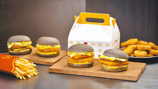 麦当劳日前推出「微牵丝起司分享盒」，有网友发现微牵丝起司排堡的牛肉产地，除了纽澳还多了巴拉圭，好奇何时多了巴拉圭牛肉。（示意图／麦当劳提供）