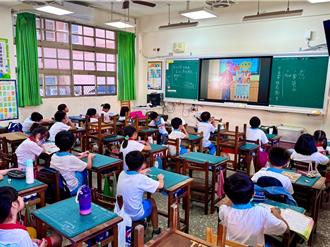 推廣水域安全懶人包  桃園消防這招快閃前進校園