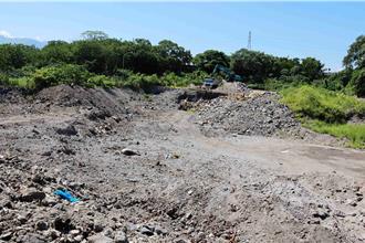 王育敏邀彭啟明視察大林底渣掩埋場 環境部許諾：2026年清完