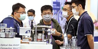 工商社論》吃硬不吃軟，經濟風險大