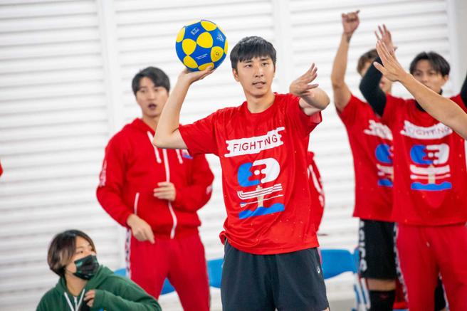 胡釋安曾在《全明星運動會》節目中，因桌球優異表現拿下當集MVP殊榮。（圖／台視提供）