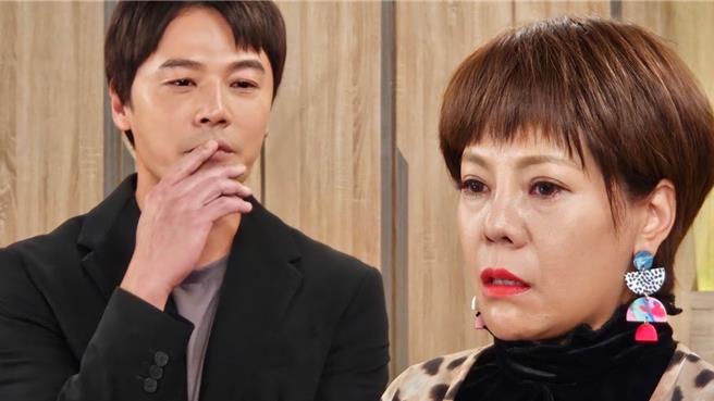 锦雯被黄文星眼神震撼。（民视提供）