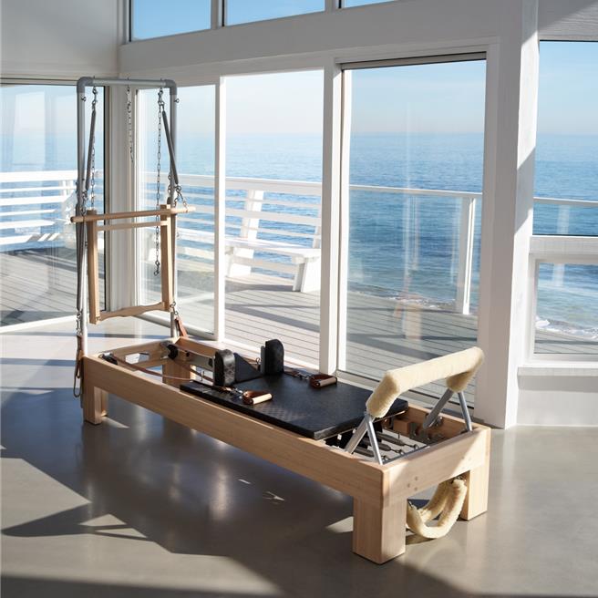 CELINE皮拉提斯运动系列预计于今年10月上市，包含皮拉提斯器械床。（CELINE提供／黄唯淯台北传真）