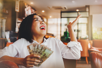 下半年「天鉞星」助陣！3生肖把握機運 獎金領不完