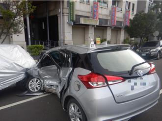 台中婦人清晨買菜遇死劫　兩車路口高速撞擊釀1死1傷