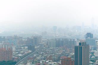 台灣2022年溫室氣體減量沒達標 學者曝「進口燃煤」是主因