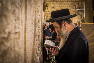 以色列法院裁定「正统派犹太家庭也要服兵役」 引发政府不安