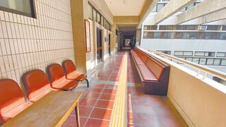 台中 控妻花錢凶、辱罵小雞雞 法官判離