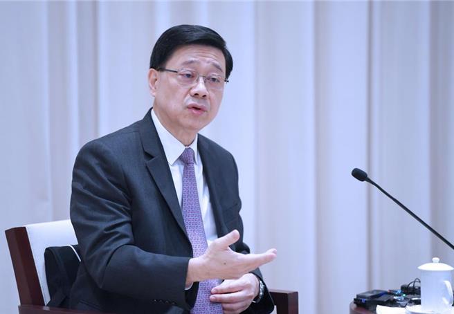 香港特區政府25日淩晨發表聲明，強烈反對美國國務院《2024年美國販運人口報告》中關於香港的不實評論。（摘自新華社）