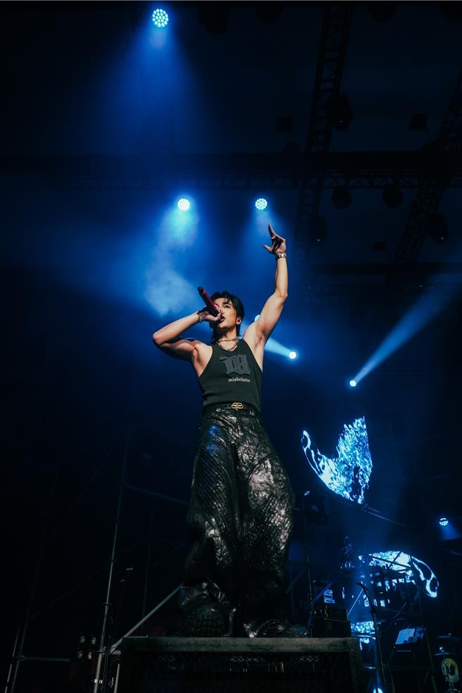 婁峻碩日前在香港舉辦個人巡迴演唱會，受到熱烈歡迎。（想不到音樂工作室提供）