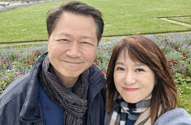 周玉琴自曝赖岳谦和她都得到新冠肺炎。（图／翻摄自周玉琴脸书）