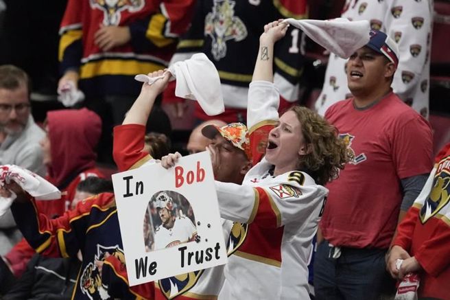 美洲豹主场球迷振奋。（美联社）