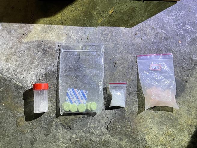 警方查扣K他命及三级毒品哈密瓜锭。（警方提供）