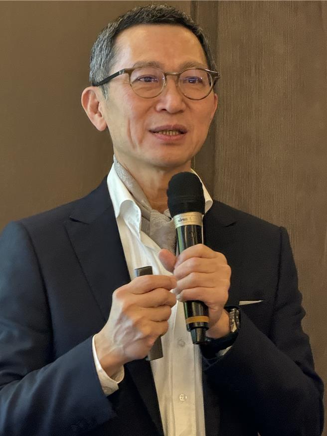 看好外泌体商机，讯联董事长蔡政宪表示，万事俱备，期许讯联打造全球研发中心与世界工厂。(洪凯音摄影／洪凯音台北传真)
