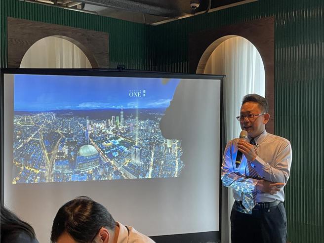 日胜生集团集顺生活科技总经理李正文今天表示，日胜生将全面朝向「全龄化社区」升级！图／蔡惠芳