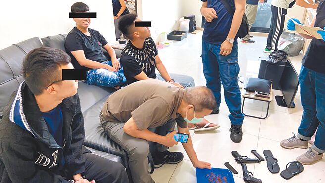 据警政署统计近5年来诈欺犯嫌人数逐年上升，其中12至17岁未成年犯嫌从1628人升至2186人，增近3成为最多。图为示意。（高雄市刑大提供／袁庭尧高雄传真）