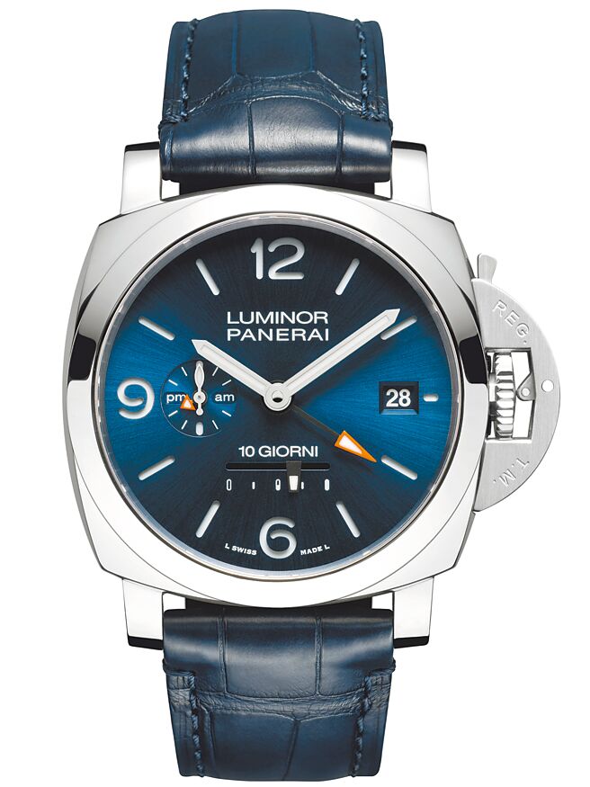 沛纳海Luminor Dieci Giorni GMT PAM01482腕表，46万8000元。（Panerai提供）
