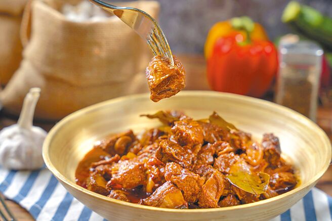 「匈牙利炖牛肉」美味满分。（茹曦酒店提供）