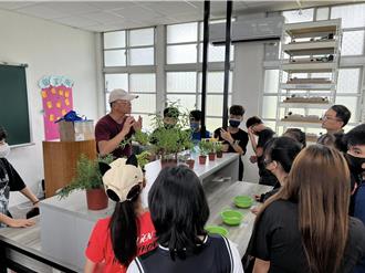 花蓮國中小職業試探營開跑 參訪、實作助學子探索興趣