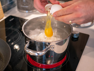 想煮水波蛋「下锅秒变蛋花」 内行教3步骤完美上桌