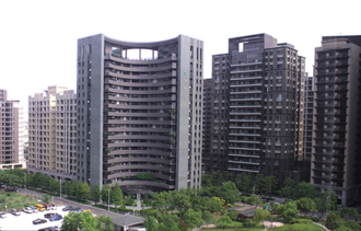 新青安提油救火 李同榮批：政府打房只爽到建商